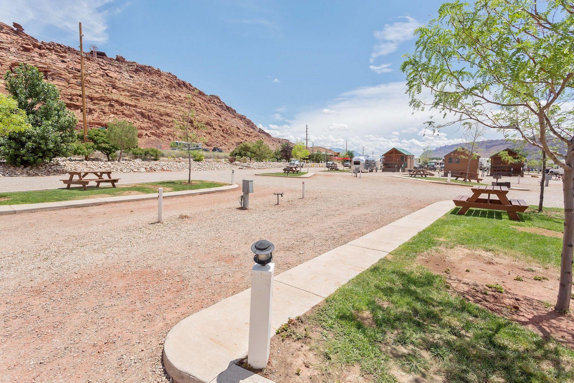 Sun Outdoors Arches Gateway Hotel Moab Exterior photo